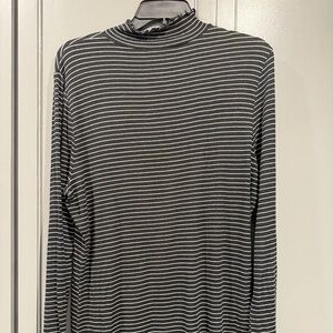 Gap, black and white mock turtleneck, XL